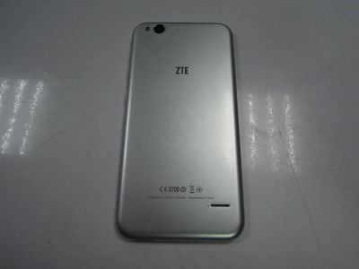 Лот: 11504903. Фото: 1. Задняя крышка ZTE Blade S6. Корпуса, клавиатуры, кнопки