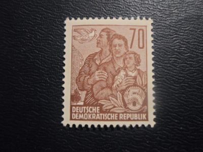 Лот: 19423906. Фото: 1. Чистая марка - для Вашей коллекции... Марки