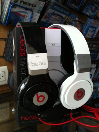 Лот: 5309898. Фото: 1. Наушники monster beats by dr... Наушники, гарнитуры