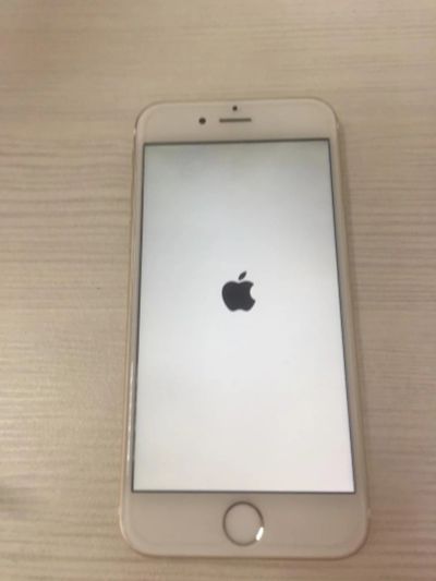 Лот: 11337208. Фото: 1. iPhone 6, 16GB, Золото, идеальное... Смартфоны