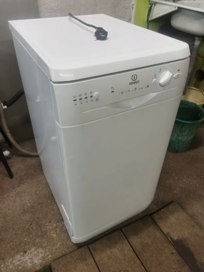 Лот: 25898673. Фото: 1. Посудомоечная машина indesit. Посудомоечные машины
