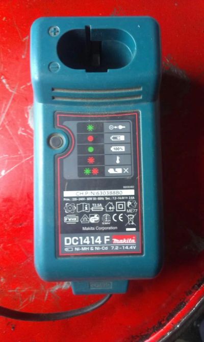 Лот: 5155686. Фото: 1. Зарядное устройство Makita DC1414F. Запчасти