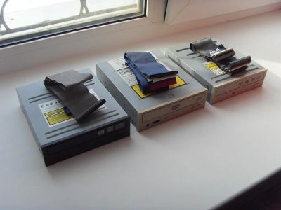 Лот: 3777365. Фото: 1. Продам 3 DvD Привода (В отличном... Приводы CD, DVD, BR, FDD