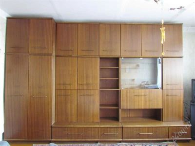 Лот: 2728785. Фото: 1. Стенка ламинированная шпоном Болгария. Гостиные, стенки, горки