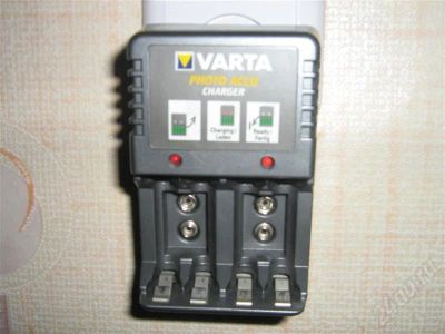 Лот: 495725. Фото: 1. Зарядное устройство Varta. Зарядные устройства, блоки питания для бытовой техники