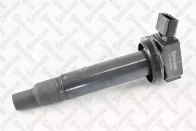 Лот: 25853896. Фото: 1. Катушка зажигания Toyota Land... Двигатель и элементы двигателя