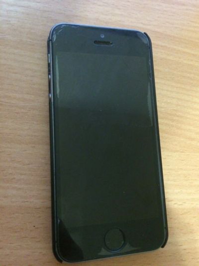 Лот: 6138270. Фото: 1. Обмен Iphone 5s 16гб на Android... Смартфоны
