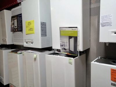 Лот: 22352745. Фото: 1. Настенный газовый котел Bosch... Отопительные котлы, печи