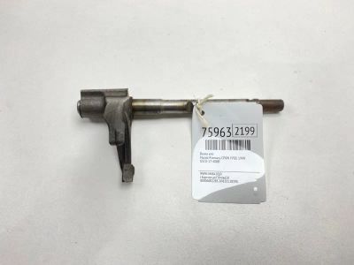 Лот: 21110838. Фото: 1. Вилка КПП Mazda Premacy 1999 G5C017408B... Трансмиссия