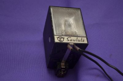 Лот: 3565212. Фото: 1. вспышка Saulute. Вспышки, осветители, рассеиватели
