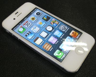 Лот: 3195081. Фото: 1. iPhone 4S 16Gb white, оригинал. Смартфоны