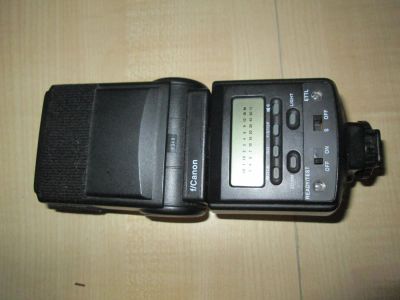 Лот: 8626932. Фото: 1. Вспышка Doerr DAF-42 Power Zoom... Вспышки, осветители, рассеиватели