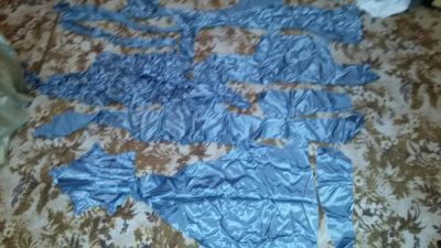 Лот: 6477006. Фото: 1. саржа на подклад небольшие кусочки... Ткани, нитки, пряжа