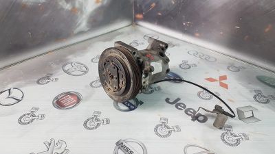 Лот: 24406667. Фото: 1. Компрессор кондиционера Subaru... Двигатель и элементы двигателя