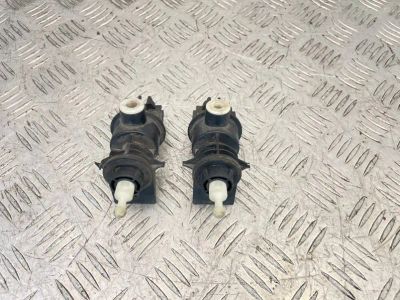Лот: 25366455. Фото: 1. корректор фар Renault Sandero... Двигатель и элементы двигателя