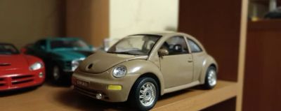 Лот: 24571129. Фото: 1. Модель 1 24 volkswagen beetle. Автомоделизм