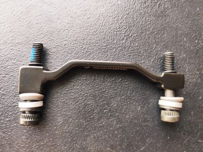 Лот: 18715903. Фото: 1. Адаптер для тормоза Shimano PM-PM... Запчасти