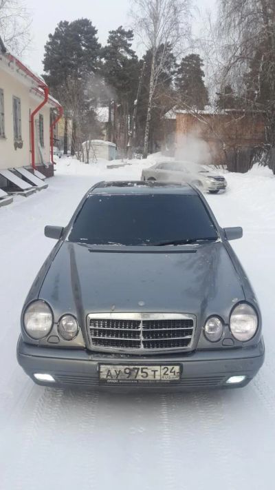 Лот: 5008681. Фото: 1. мерседес Е 1997. Автомобили
