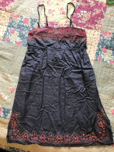 Лот: 13703054. Фото: 1. Сарафан с вышивкой Accessorize... Платья