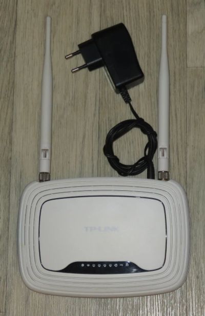 Лот: 23914049. Фото: 1. Wifi роутер (маршрутизатор) TP... Маршрутизаторы (роутеры)