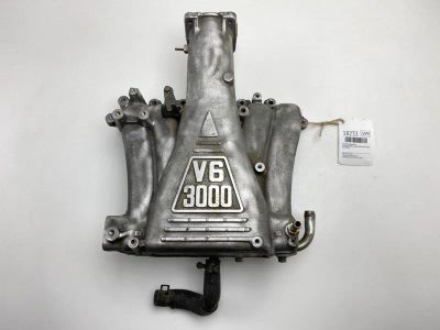 Лот: 21113603. Фото: 1. Коллектор впускной Mitsubishi... Двигатель и элементы двигателя