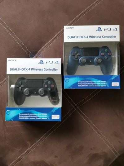 Лот: 10470242. Фото: 1. Геймпад PS4 PlayStation 4 DualShock... Аксессуары для игровых приставок, консолей, геймпады