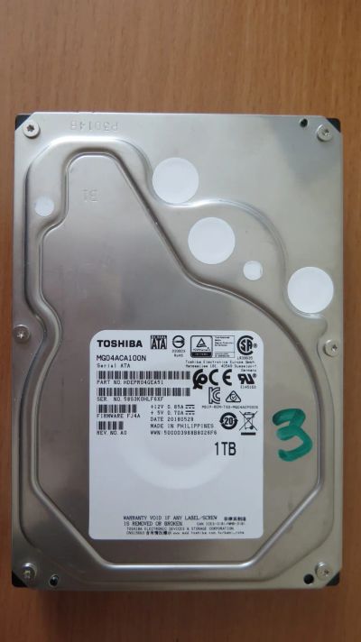 Лот: 25007982. Фото: 1. Жесткий диск Toshiba 1 Tb (MG04ACA100N... Жёсткие диски (HDD)