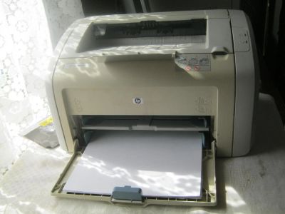 Лот: 10118328. Фото: 1. принтер HP Laser Jet 1018. Лазерные принтеры