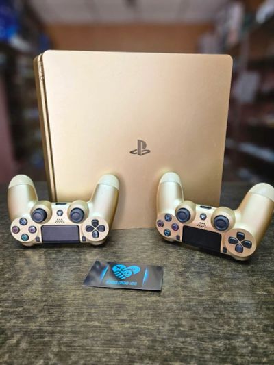 Лот: 21588515. Фото: 1. Приставка PlayStation 4 Slim Gold... Игровые приставки, консоли
