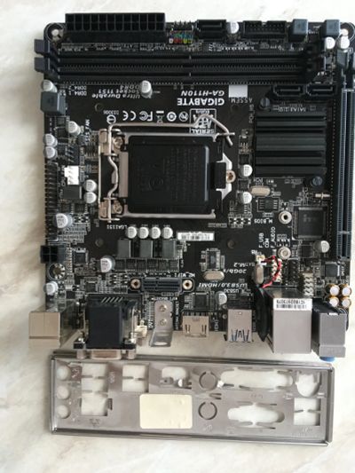 Лот: 23705943. Фото: 1. Gigabyte h110n itx. Материнские платы