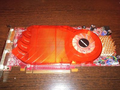 Лот: 18847757. Фото: 1. PowerColor Radeon HD3850. Видеокарты