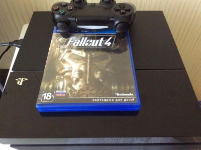Лот: 7073151. Фото: 1. Sony PlayStation 4 (возможен обмен... Игровые приставки, консоли