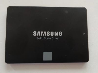 Лот: 16230278. Фото: 1. SSD Samsung EVO860 250Gb. SSD-накопители