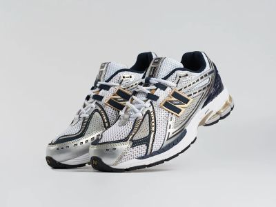 Лот: 24976478. Фото: 1. Кроссовки New Balance 1906R. Кеды, кроссовки, слипоны