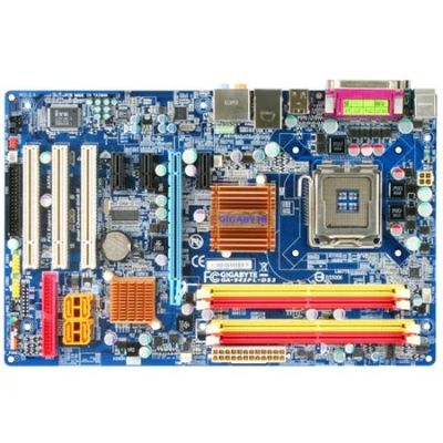 Лот: 8521353. Фото: 1. Материнская плата GigaByte GA-945PL-DS3. Материнские платы