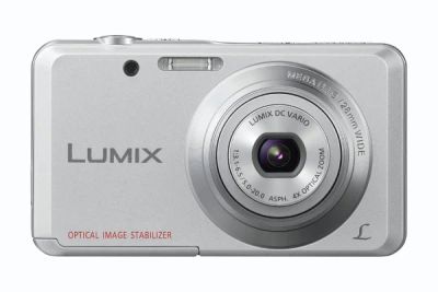 Лот: 3844420. Фото: 1. Продам фотоаппарат Panasonic Lumix... Цифровые компактные