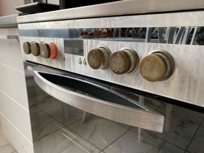 Лот: 16054455. Фото: 1. Электроплита стеклокерамикам Hansa... Плиты, духовые шкафы, варочные поверхности