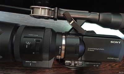 Лот: 18004064. Фото: 1. Sony NEX-VG30 объектив E 4-5.6... Видеокамеры