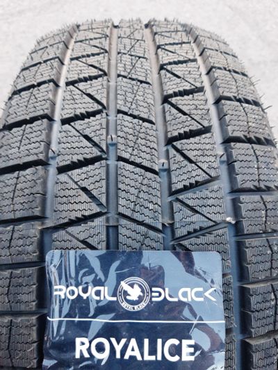 Лот: 21045734. Фото: 1. 235/65 R17 "Royal Black Royal... Шины