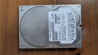 Лот: 25709235. Фото: 1. Жесткий диск 3.5" Hitachi 82 Гб... Жёсткие диски (HDD)