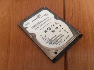 Лот: 11205986. Фото: 1. Жесткий диск Seagate 2.5’ 320Gb. Жёсткие диски