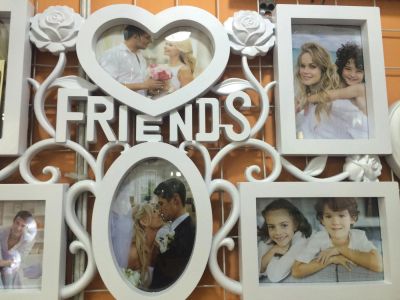 Лот: 7167681. Фото: 1. Рамка-коллаж friends(друзья). Аксессуары
