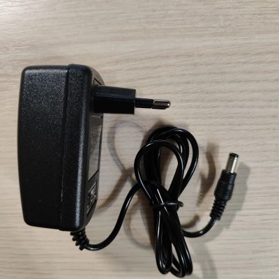 Лот: 24565514. Фото: 1. Блок питания 5V - 2A. Зарядные устройства, блоки питания для бытовой техники