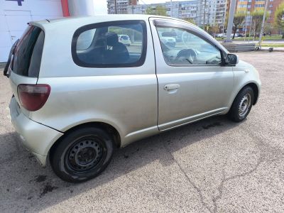 Лот: 25283289. Фото: 1. Toyota Vitz. Автомобили