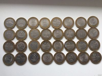 Лот: 13692985. Фото: 1. Биметаллические монеты в 10 рублей... Россия после 1991 года