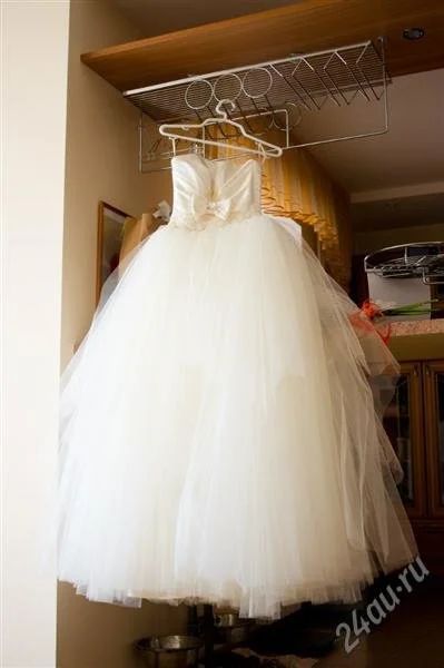 Лот: 2505595. Фото: 1. Свадебное платье, размер 40 -... Свадебные платья