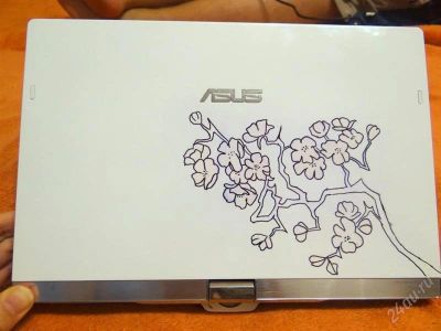 Лот: 1699199. Фото: 1. Asus Eee PC T101MT White. ТОРГ. Ноутбуки
