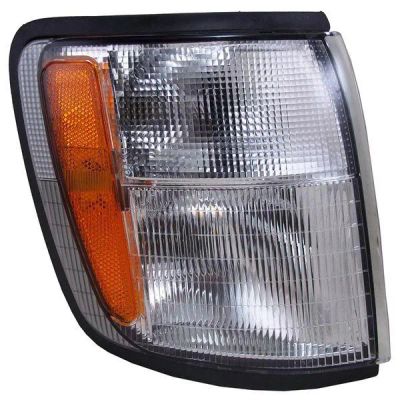 Лот: 7384054. Фото: 1. Габарит Isuzu Trooper (Трупер... Оптика и освещение