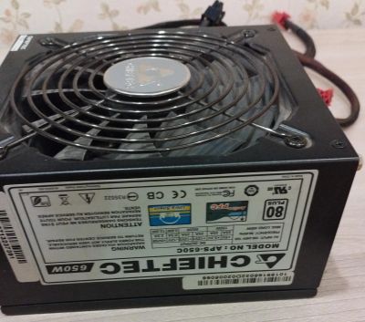 Лот: 24640065. Фото: 1. Блок питания Chieftec 650W APS-650C... Корпуса, блоки питания