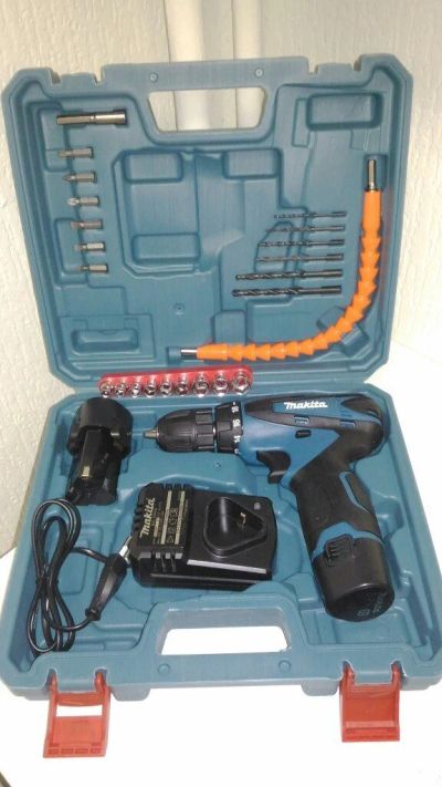 Лот: 11514881. Фото: 1. Новый шуруповерт Makita df330dwe... Электроинструмент